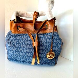 Michael Kors NWT Marina Signature Print Denim & Leather Drawstring Bucket Bag